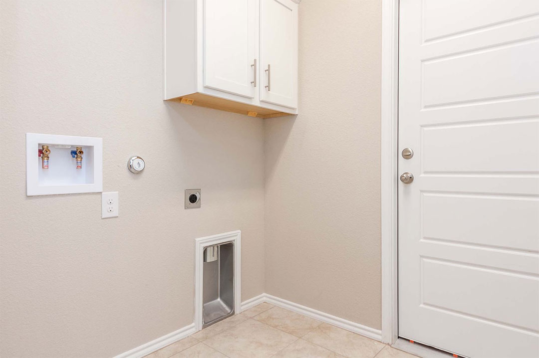 House for Sale 114 E. Wildflower Blvd, Marble Falls Laundry Room